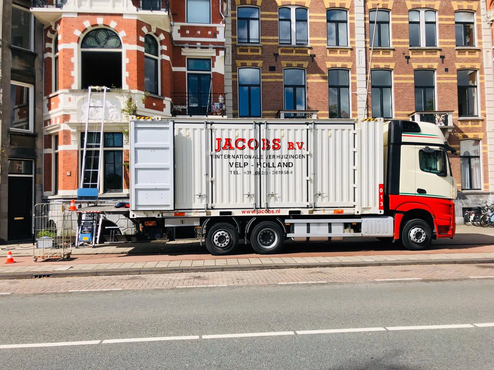 Jacobs-kunsttransport Kunsttransport Jacobs Verhuizingen